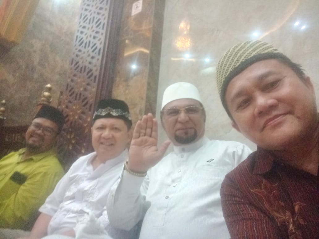 Sholat Berjamaan Dzuhur, Ashar dan Jumat