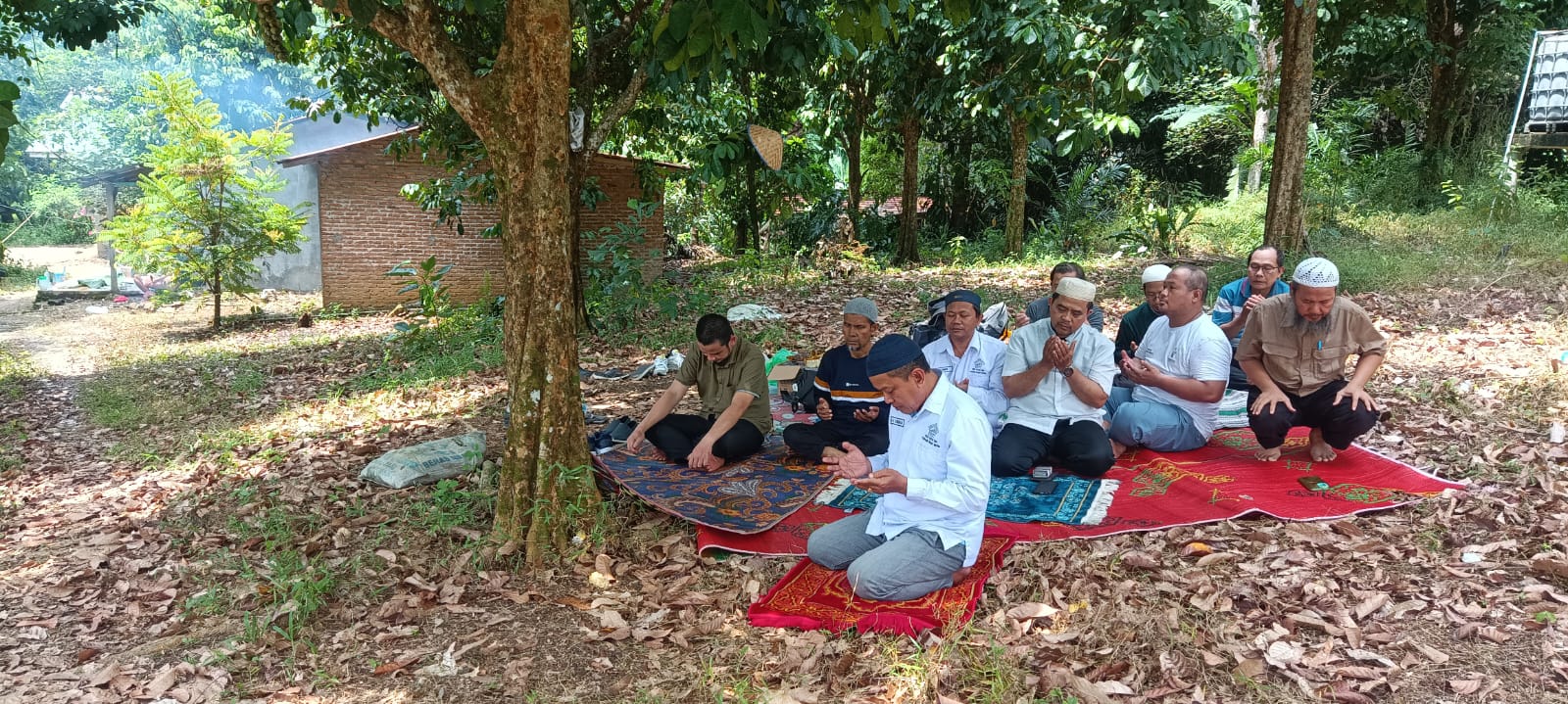 BKM Baitul Ilmi Polmed Adakan Kunjungan Kebun dan Pembubaran Panitia Qurban di Pematang Siantar