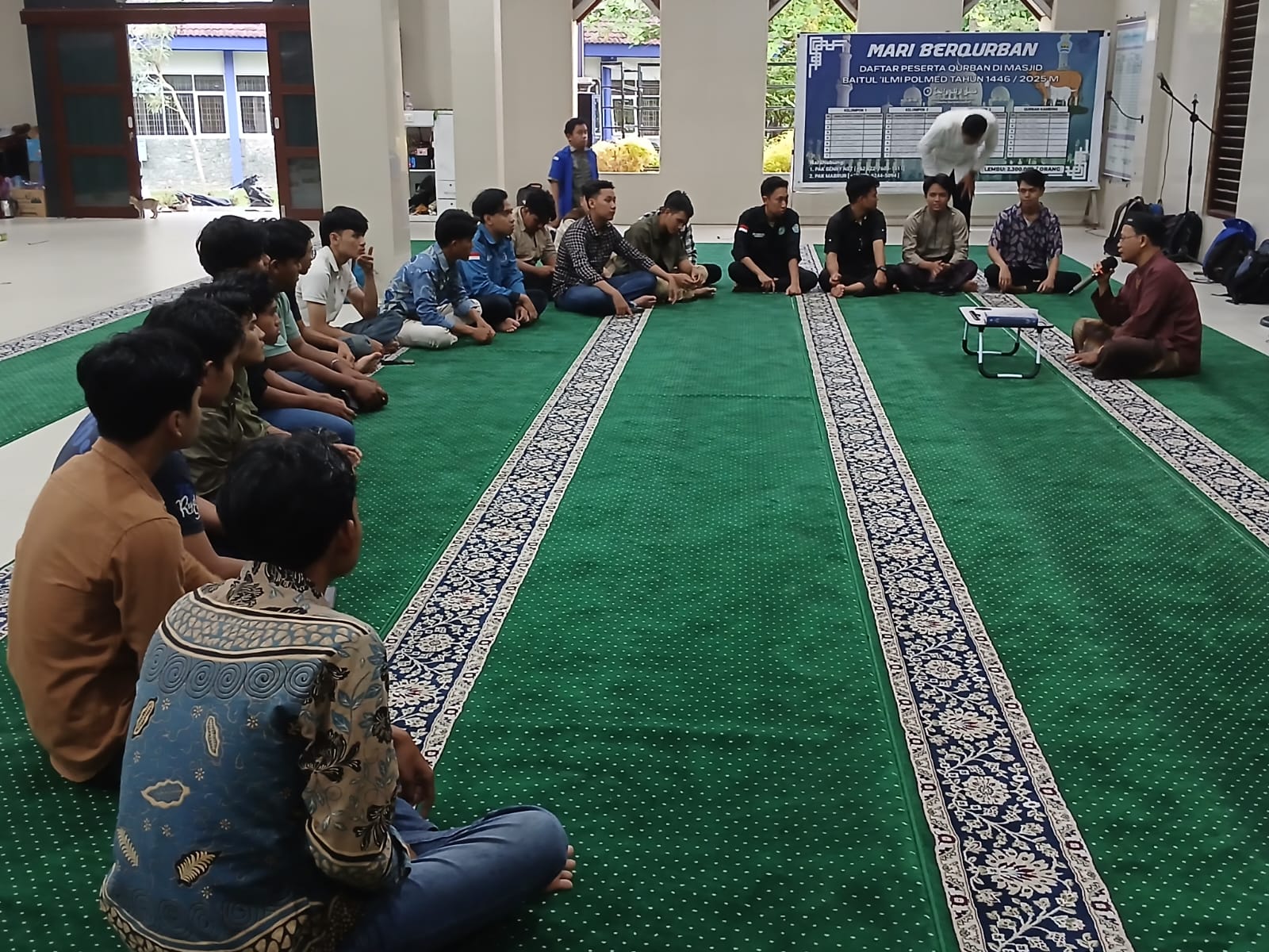 Tausiah menjelang berbuka : Recharge Iman Mahasiswa
